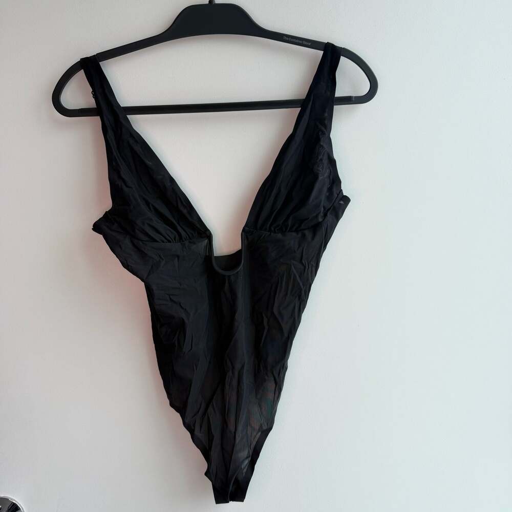 SKIMS Plunge Neck Bodysuit Black Size M - Picture 1 of 3